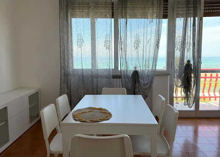 M001 - Marcelli, Trilocale Vista Mare Apartment Marcelli