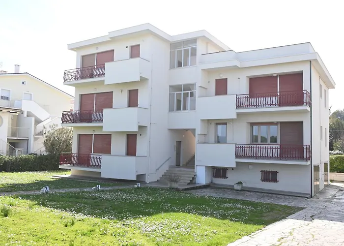 M001 - Marcelli, Trilocale Vista Mare